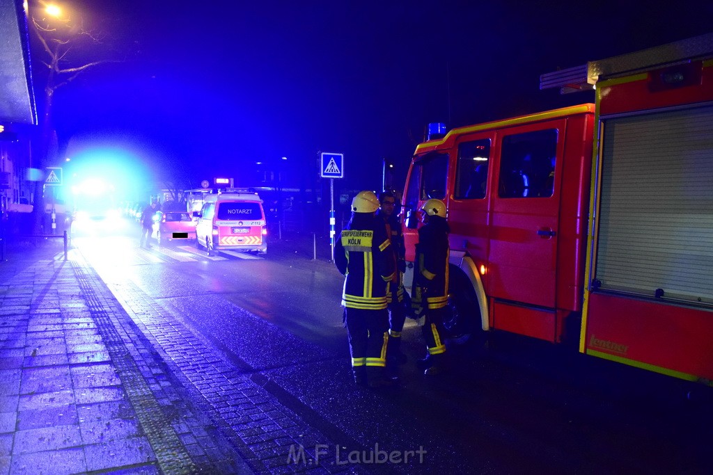 VU Fussgaengerin angefahren Koeln Vingst Oranienstr P32.JPG - Miklos Laubert